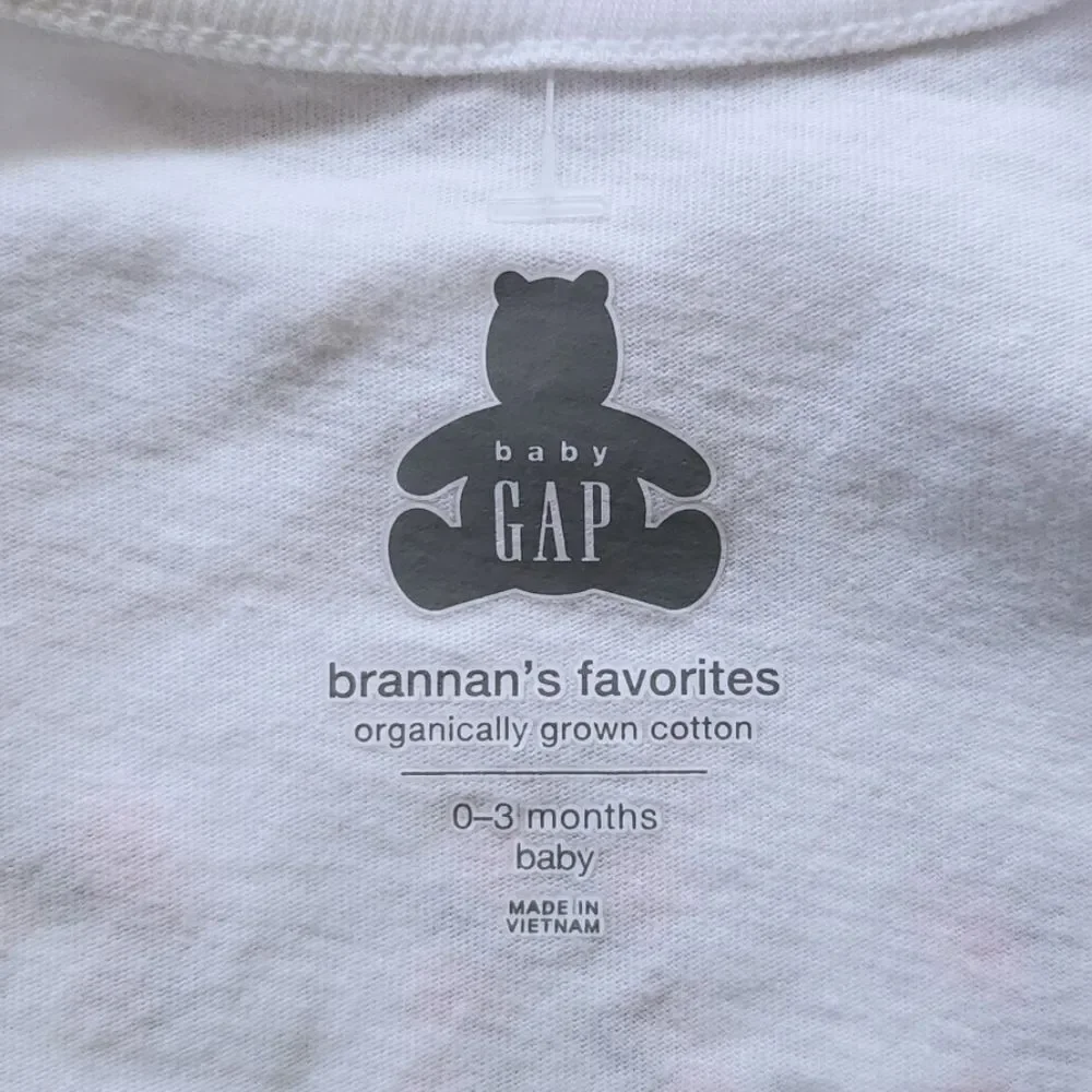 Baby Gap Girls Embroidered Logo Bodysuit 100% Organic Cotton Newborn - 3 Months - Picture 2 of 10